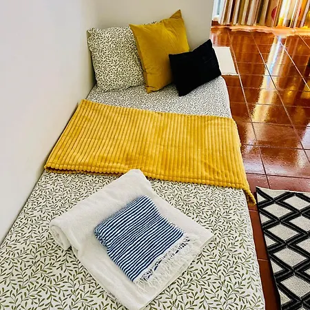 T1, Da Oura Apartment