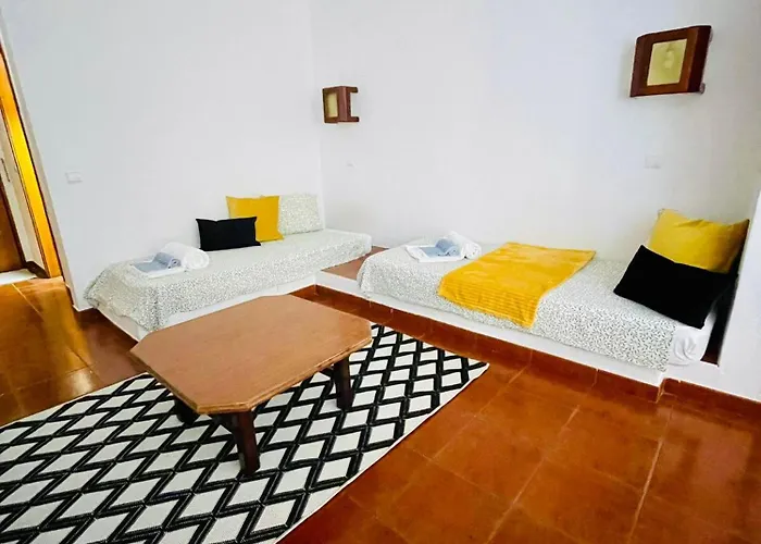 Apartamento T1, Da Oura *